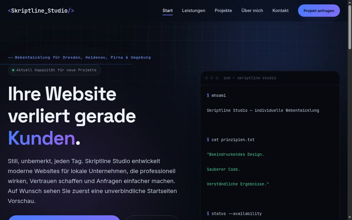 Startseite von skriptline-studio.de: dunkler Startbereich mit Terminalkarte und Leistungsübersicht
